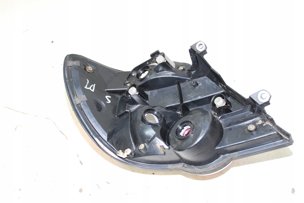 фото №10, Subaru impreza ii kombi лампа правая задняя задняя