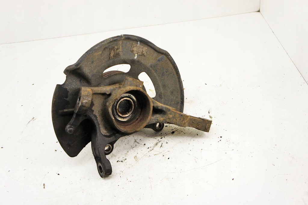 фото №5, Ky101 hyundai veloster 1.6i поворотный кулак правый перед