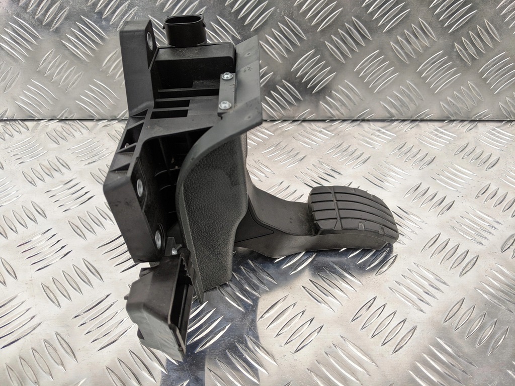 фото №3, Педаль газу прискорення scania r s ntg