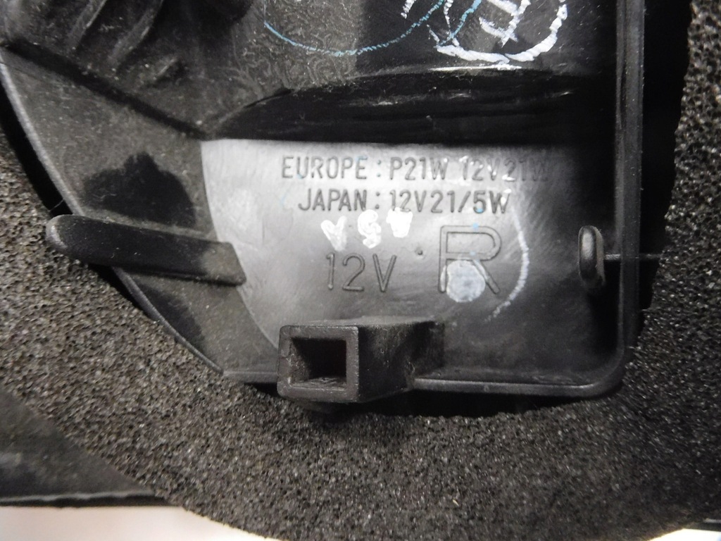 фото №9, Лампа задняя p toyota hiace regius ace 81551-95j10