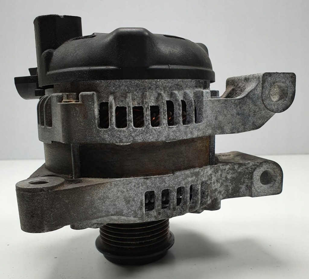 Генератор opel insignia a 13595199 104210-2172 Доставка