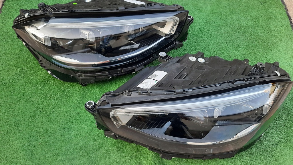 фото №1, Mercedes s-klasa w223 full led лампи передні kpl