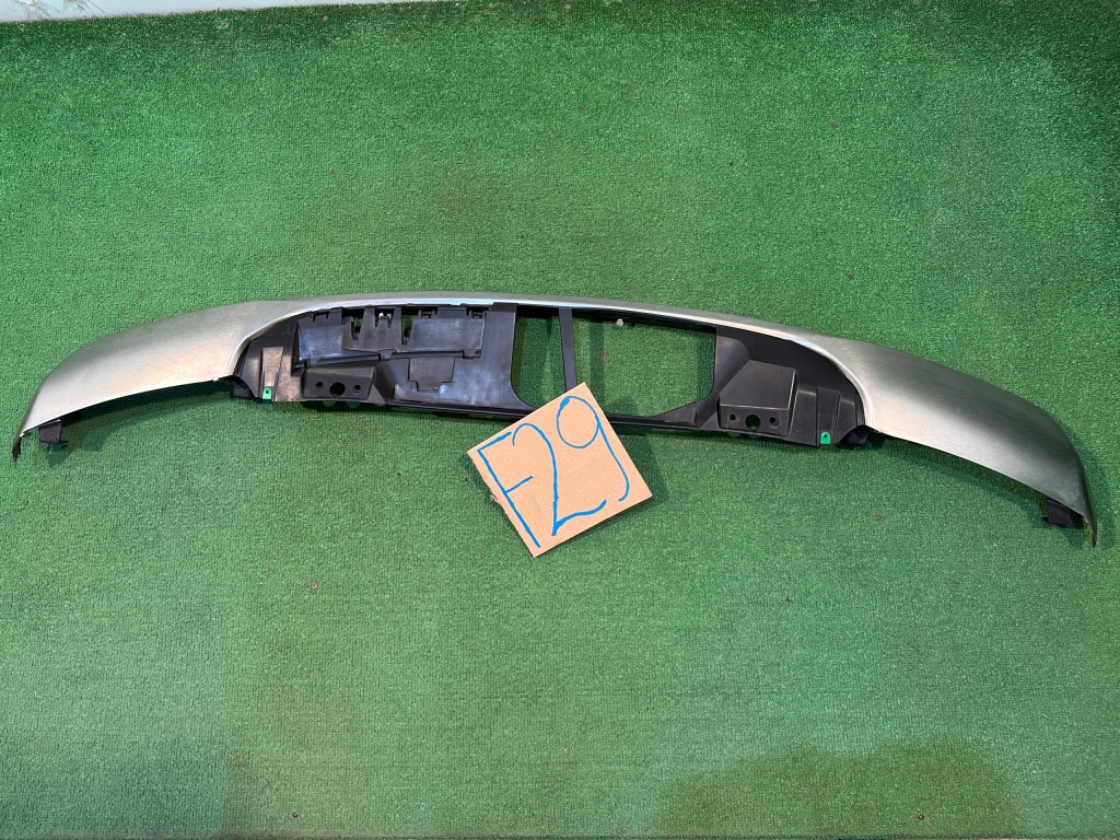 Volvo xc40 диффузор спойлер бампера задняя задний 31650121 лист с Разборки