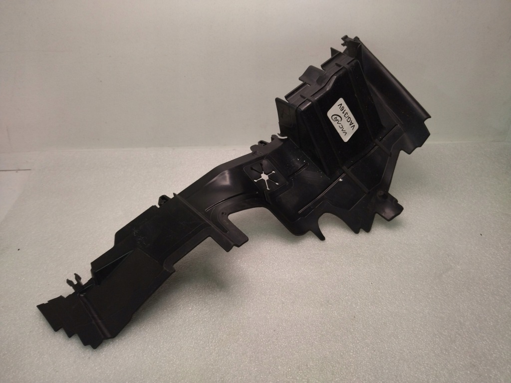 Правый  руль воздуха радиатора воды vw polo 2018- 1.0 tsi 2g0121284h в Украине