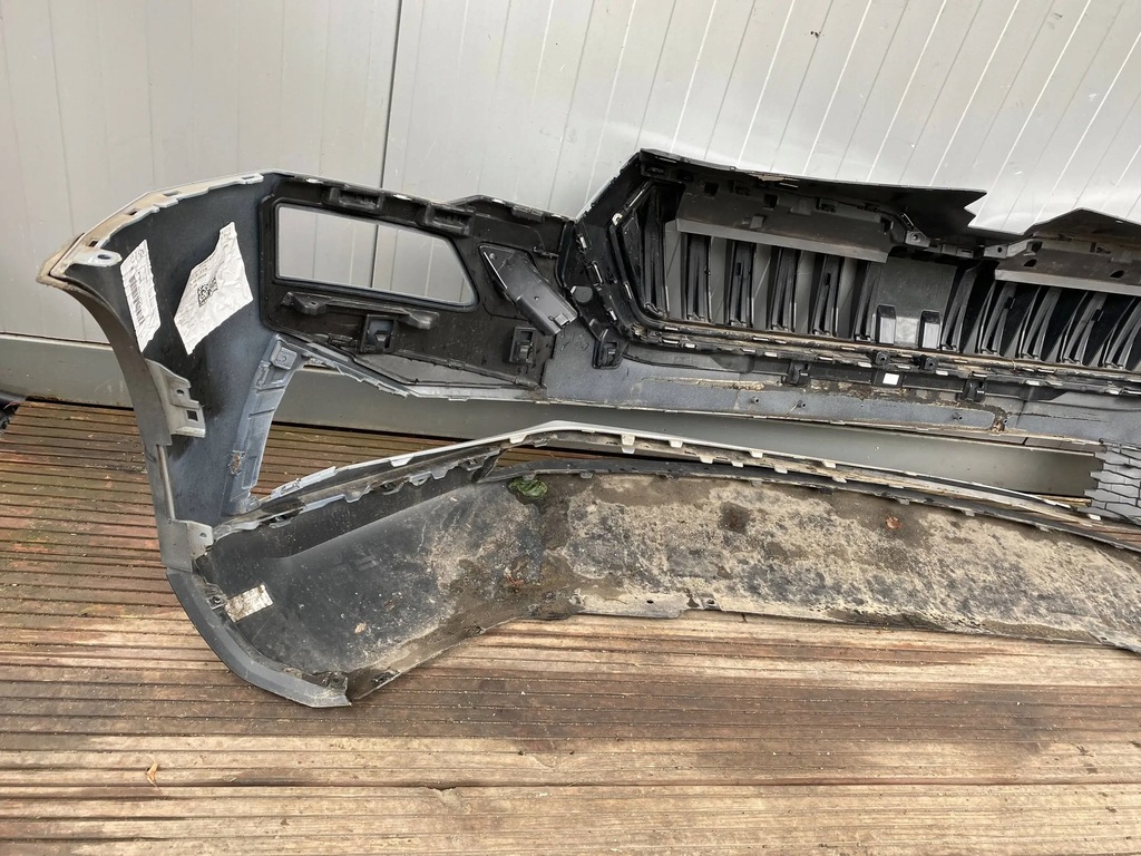 фото №11, Skoda karoq lift 21- бампер решётка радиатора перед lf7a