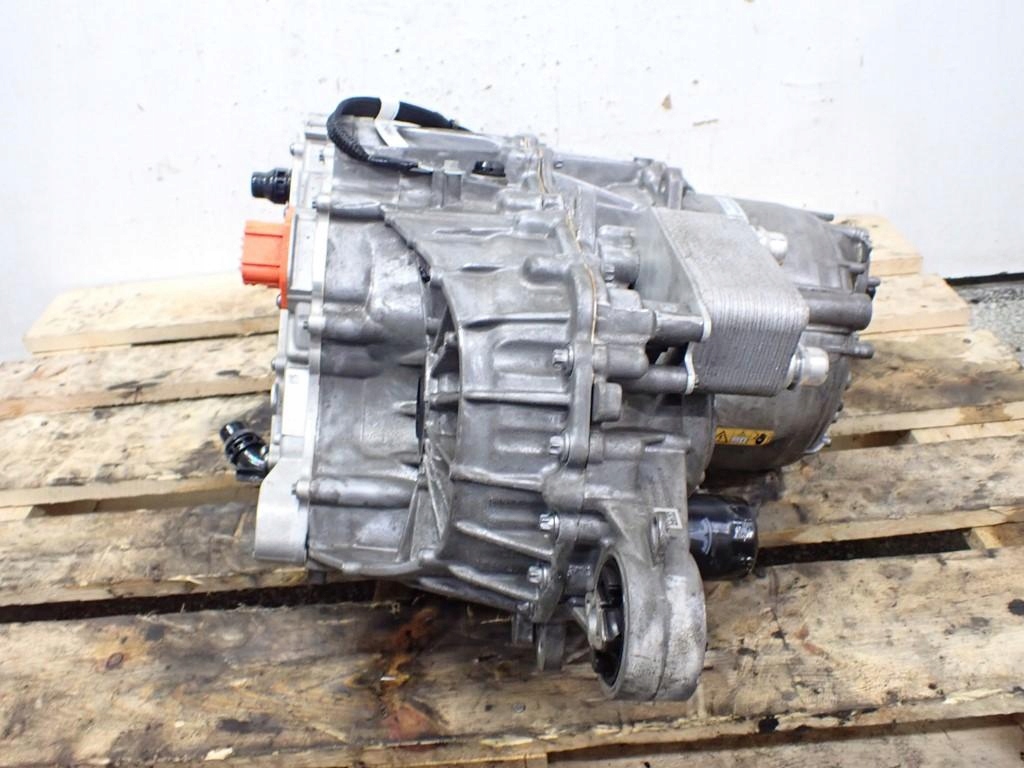 фото №3, Двигатель привод электрический задняя tesla model 3 22r