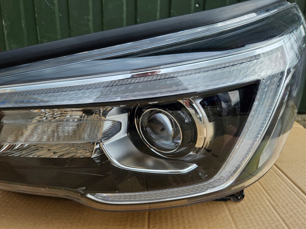 фото №5, Subaru forester v 5 лампа левый перед full led