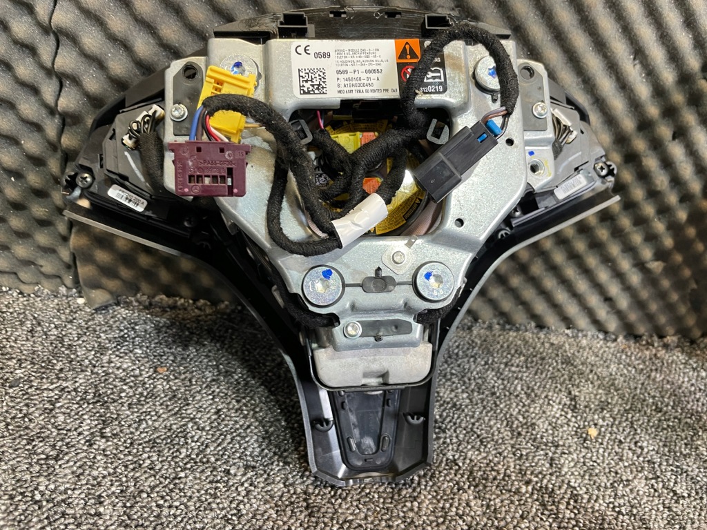 Купить Tesla x воздуховод + air bag демонтаж super состояние