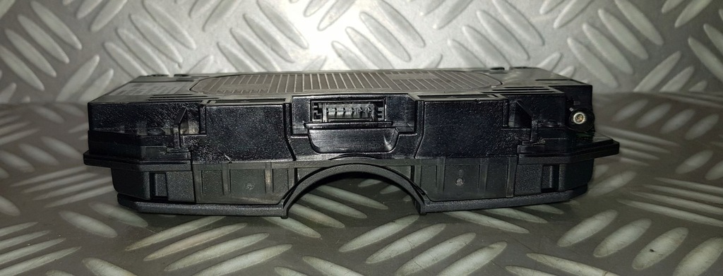 фото №5, Bmw 7 g11 g12 зарядное устройство индукционная телефона бардачка туннель 6819365 novero