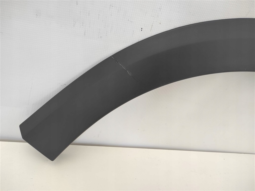 фото №2, Молдинг крыло правая перед dacia sandero 2 stepway