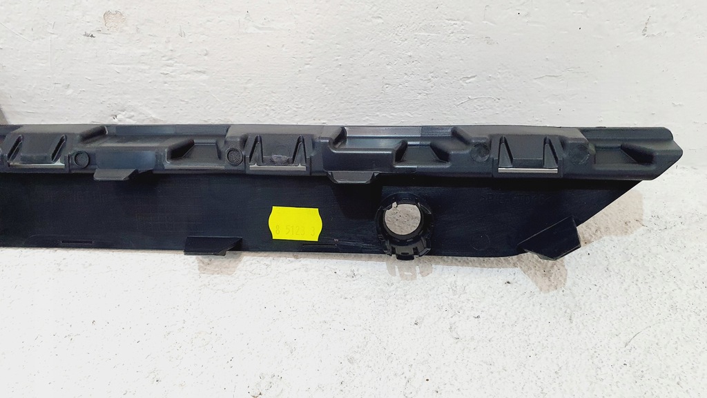 фото №12, Решётка молдинг бампера задняя megane iv gt kombi