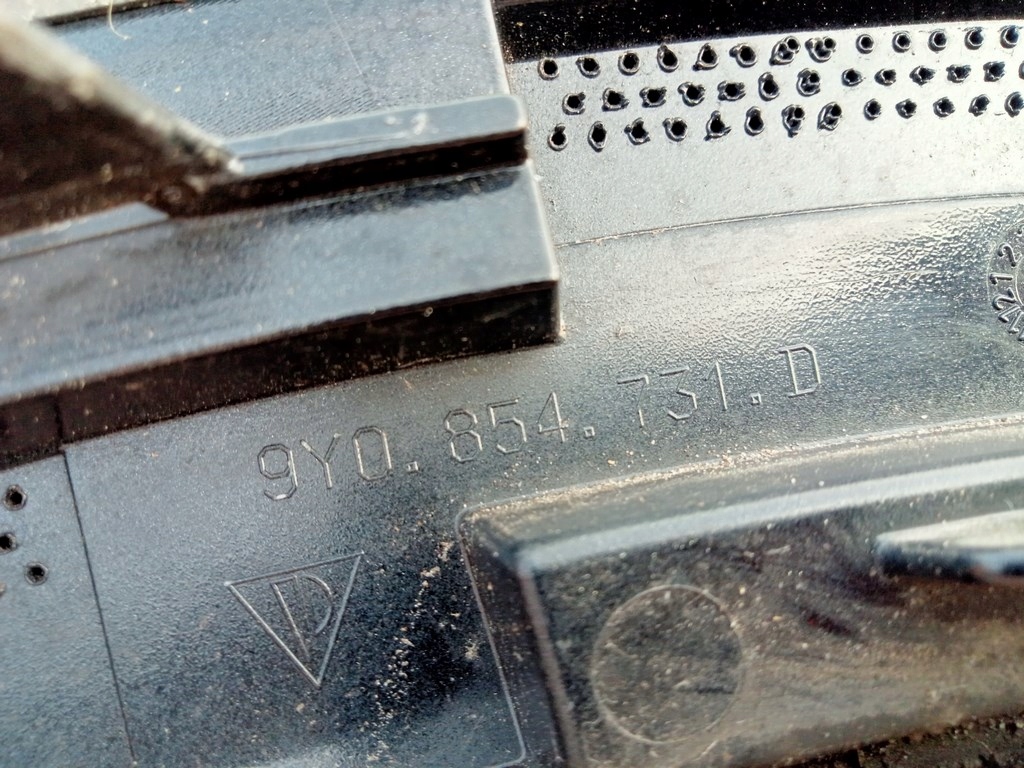 фото №12, Porsche cayenne iii 9y0 - молдинг крила лівий задня 9y0854731d