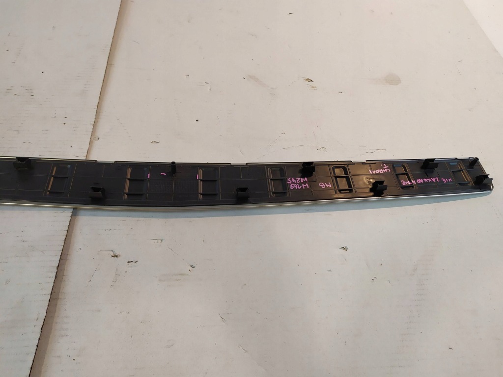 фото №15, Mercedes-benz a kl w169 молдинг бампера хром a1698800101 идеальное состояние оригинальный номер