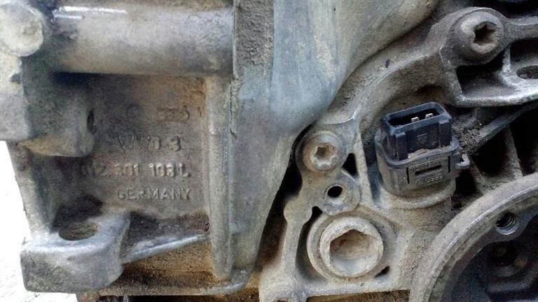 Коробка передач передач audi a4 1,6 b,passat b5 012301103l Недорого