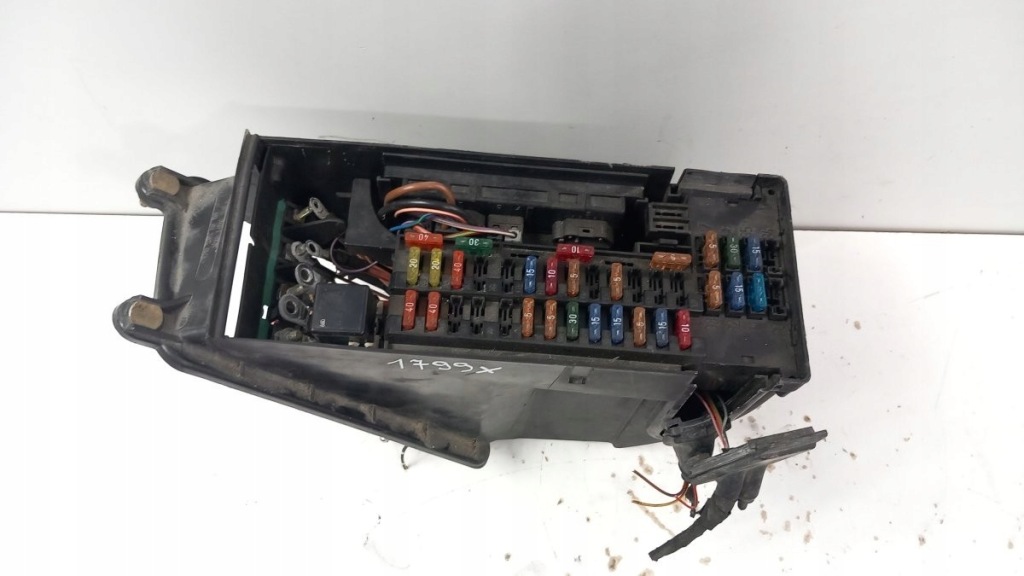 фото №1, Mercedes slk r170 coupe 1.8t коробка запобіжників 170 545 02 01