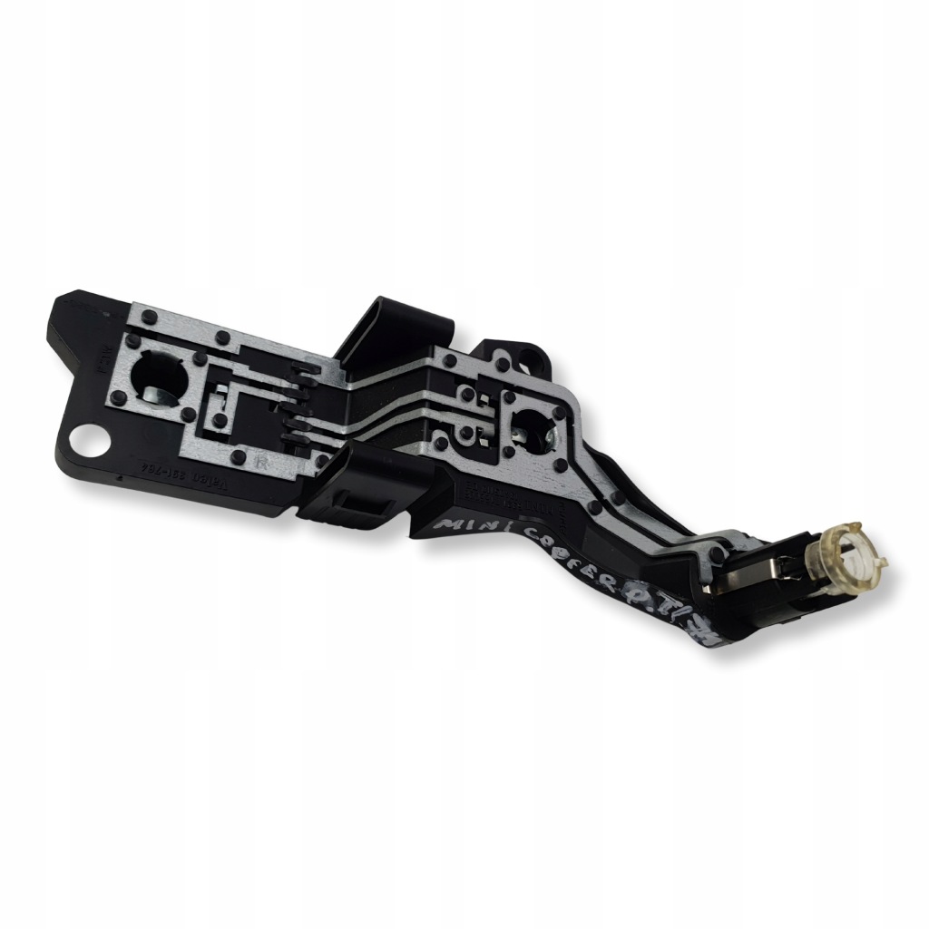 Купить Вкладыш лампы mini r50 r53 рестайлинг  правый задний  7166008 кронштейн