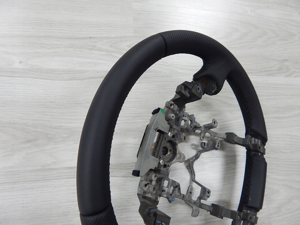 фото №8, Toyota prius iii - повітропровід - nowa шкіра bez застава !!