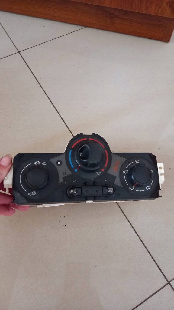 фото №1, Панель кондиціонера renault megane 1.5dci 03r