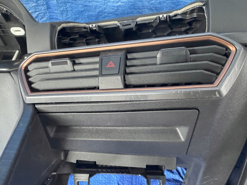 фото №9, Панель приладів приладова консоль cupra leon 1.4 tsi гібрид 23r