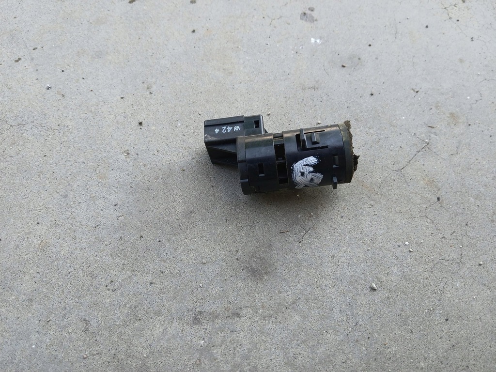 фото №1, Датчик температуры внутренней 3524841 volvo v50 2006