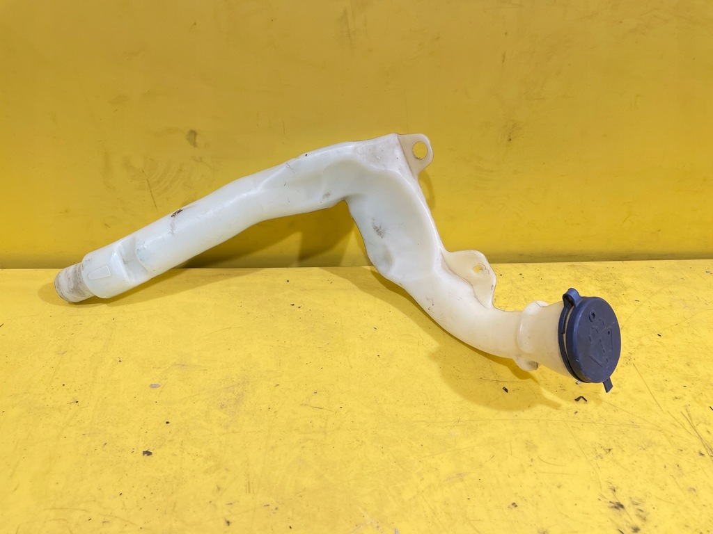 фото №1, Peugeot 208 - трубка омывателя