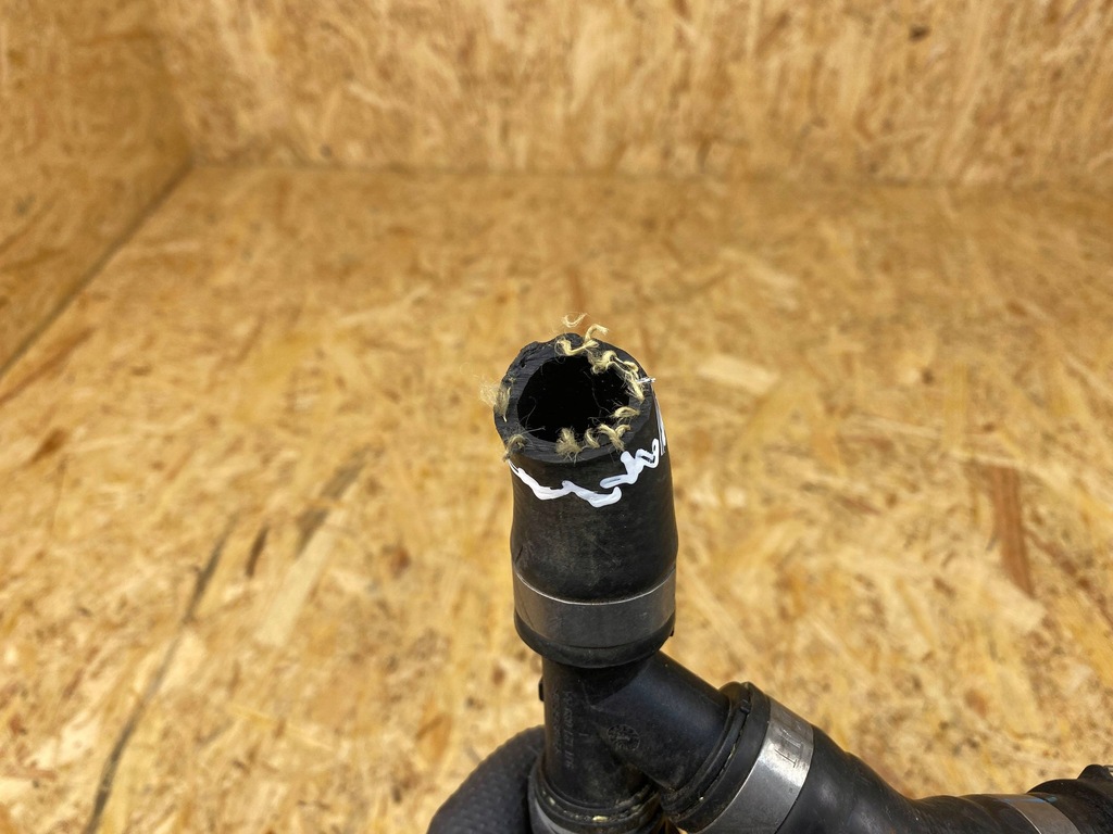 фото №12, Wąż труба шланг wody porsche taycan 9j1 9j1122058 2019-