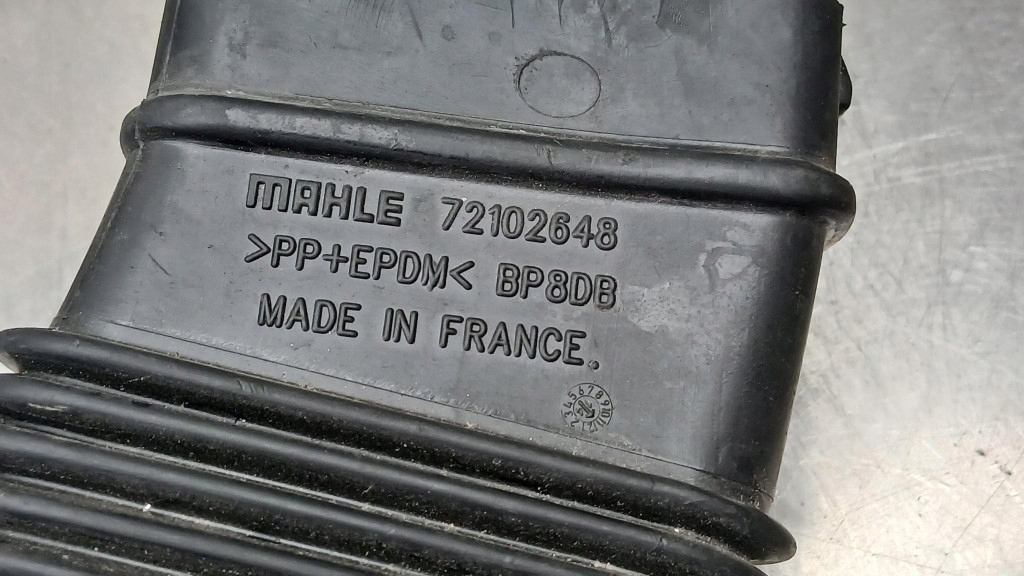 фото №5, Труба воздуха оригинальный номер 30792195 volvo xc60 xc70 ii v70 iii 2.4 d5