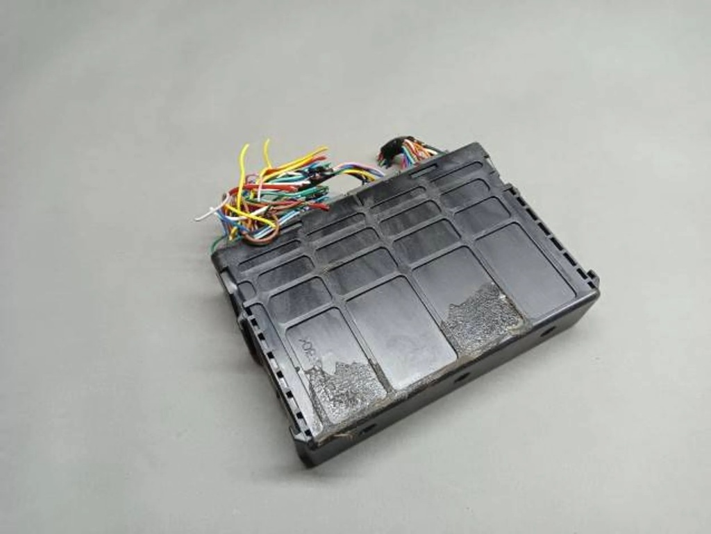 фото №3, Бортовой компьютер блок управления 1860c226 space star ii 1,2