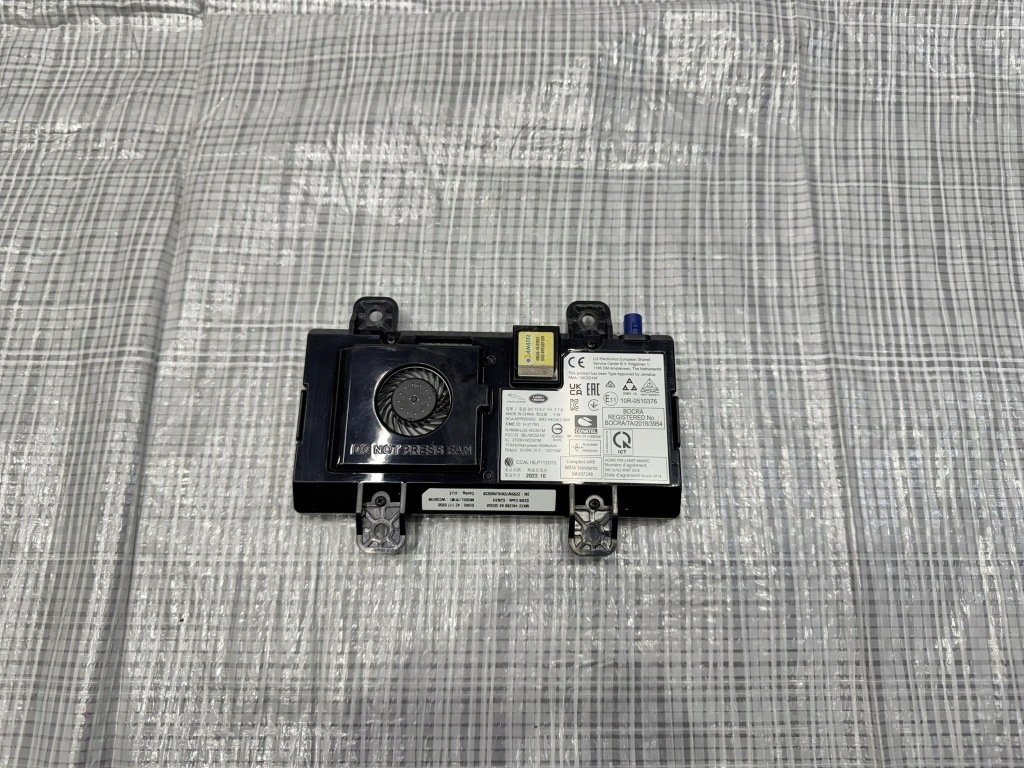 фото №1, Зарядное устройство land rover discovery sport r-dynamic 23- mk72-14e288-ae