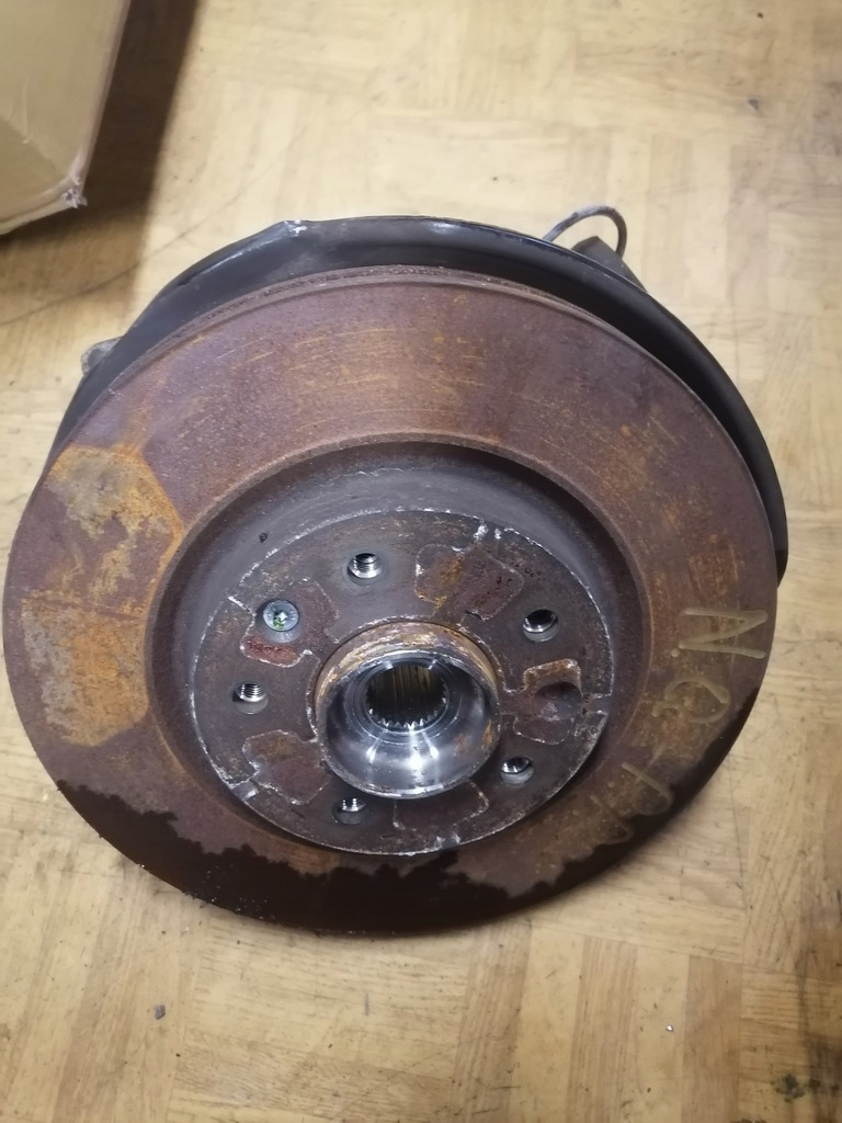 фото №1, Поворотный кулак с ступица правый перед nissan qashqai j11