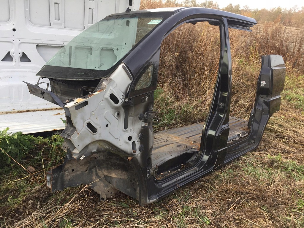 фото №1, Nissan nv200 09-19 четверть блок двигателя порог bok левый