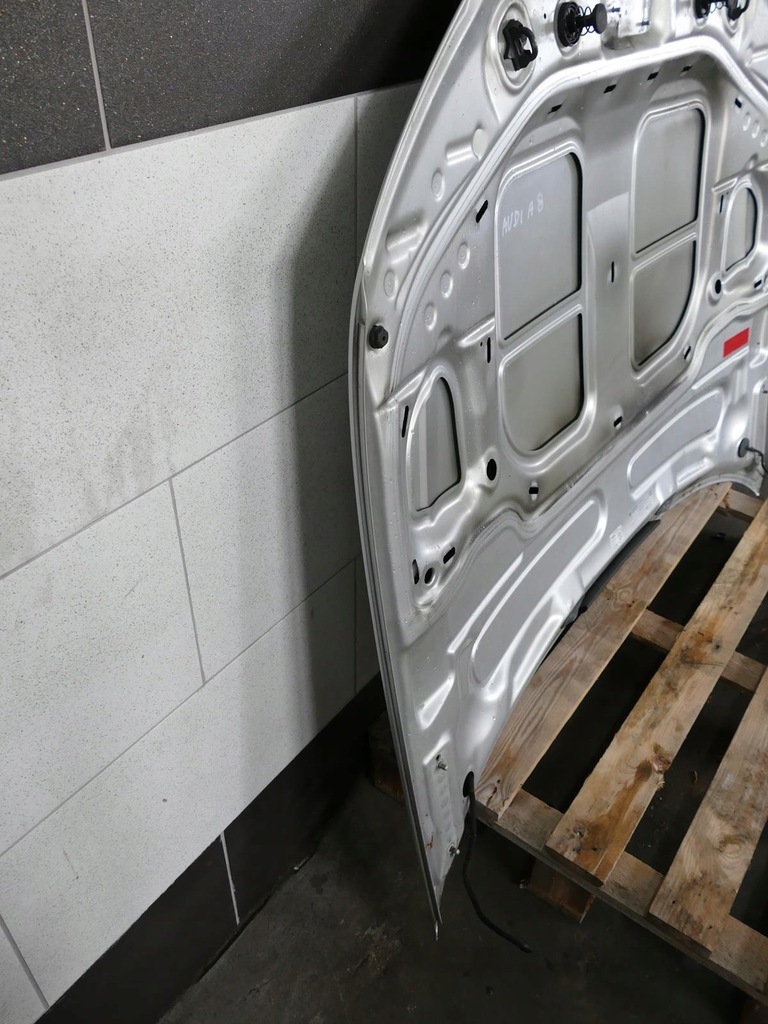 фото №16, Audi a8 d3 lift капот крышка двигателя ly7w