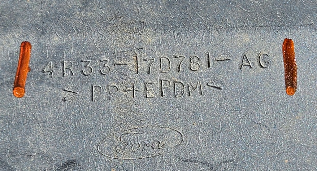 Ford mustang gt 05-09 бампер задний  4r33-17d781-ag Киев