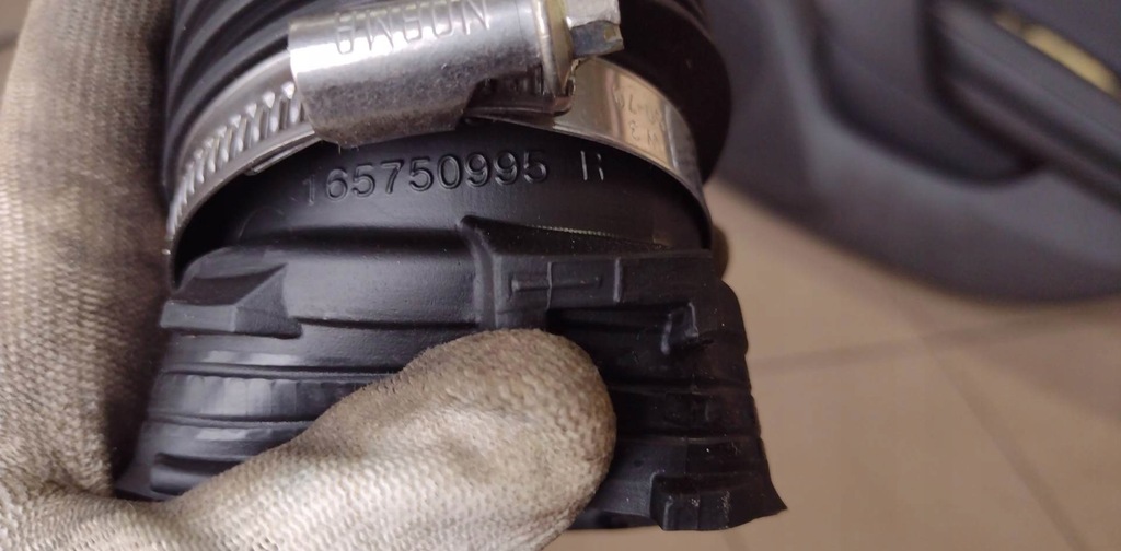 фото №6, Шланг воздуха dacia sandero renault captur ii 5fm3a