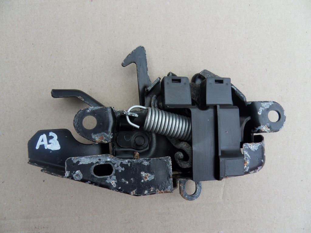 фото №1, Замок капот toyota prius i 97-03