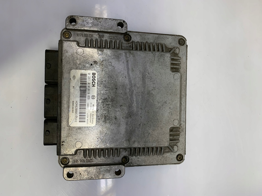фото №1, Блок управления двигателя renault 0281010819 8200039569