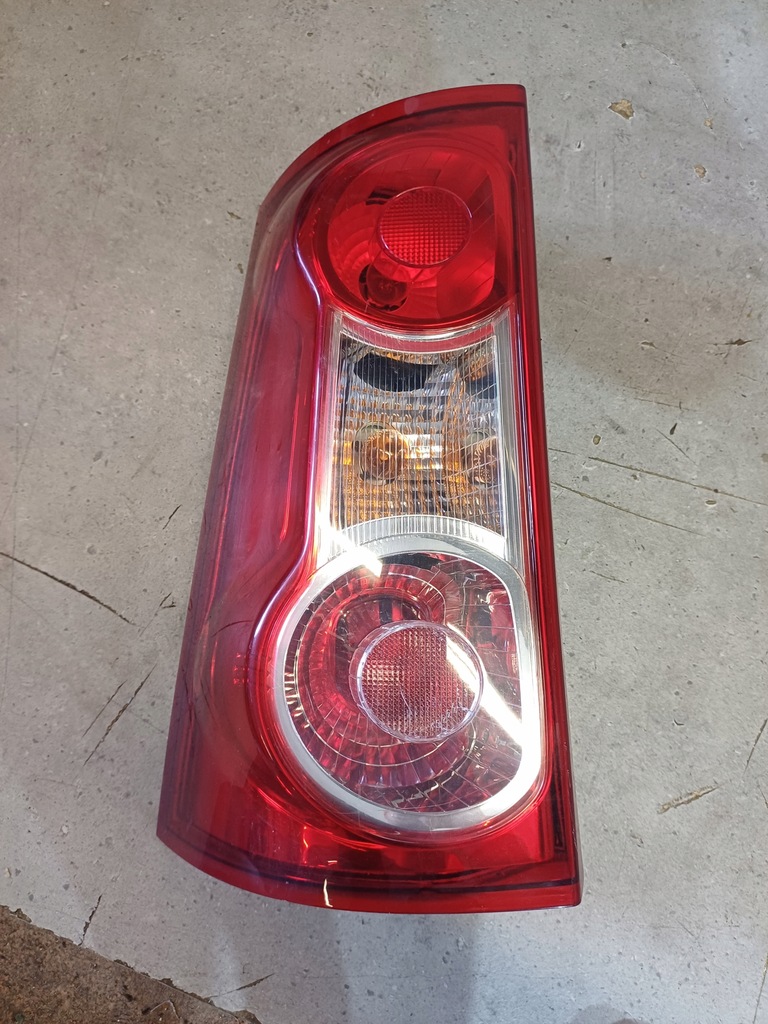 фото №6, Лампа ліва задня kombi dacia logan mcv nr. 8200413996