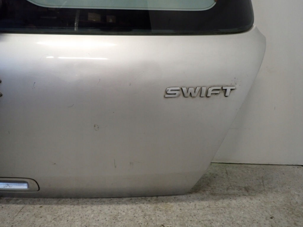 фото №12, Suzuki swift mk6 04-09 кришка багажника багажника скло задня