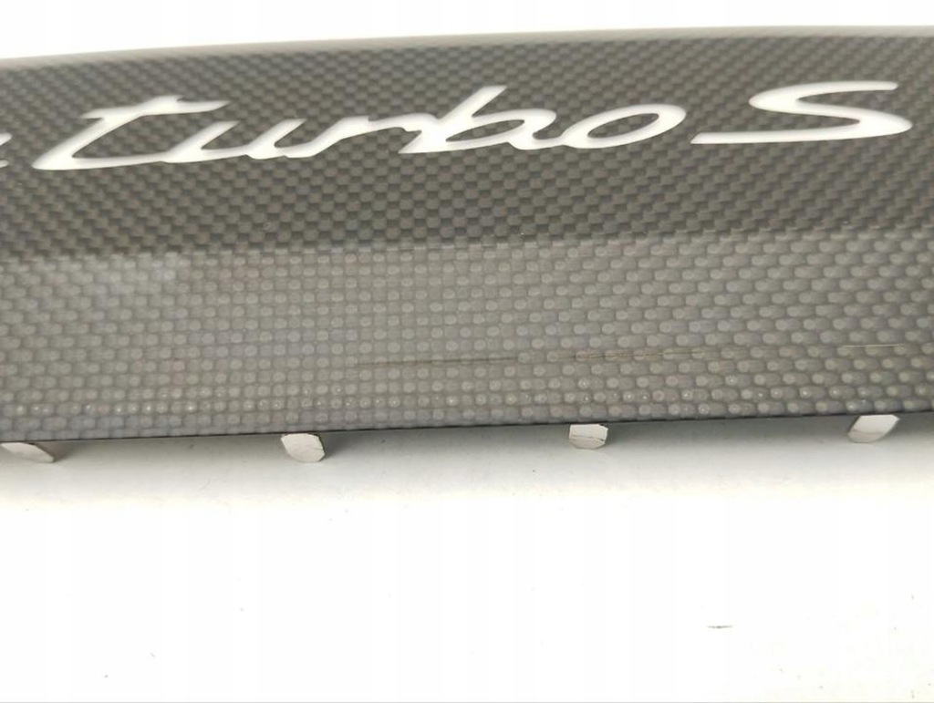 фото №7, Porsche taycan 9j1 2021 пороги