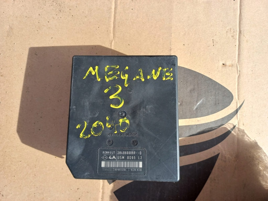 фото №1, Renault megane iii bsm uch 284b60009r
