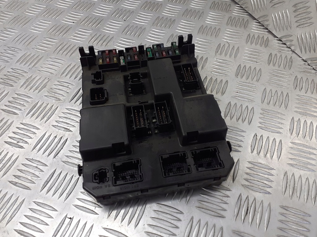 фото №1, Коробка модуль bsi peugeot 307 1.4 9651197780