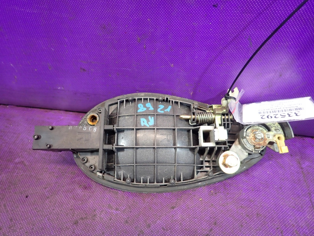 фото №1, Hyundai coupe ii 01-05 ручка перед правая вкладка 896602c010 uc