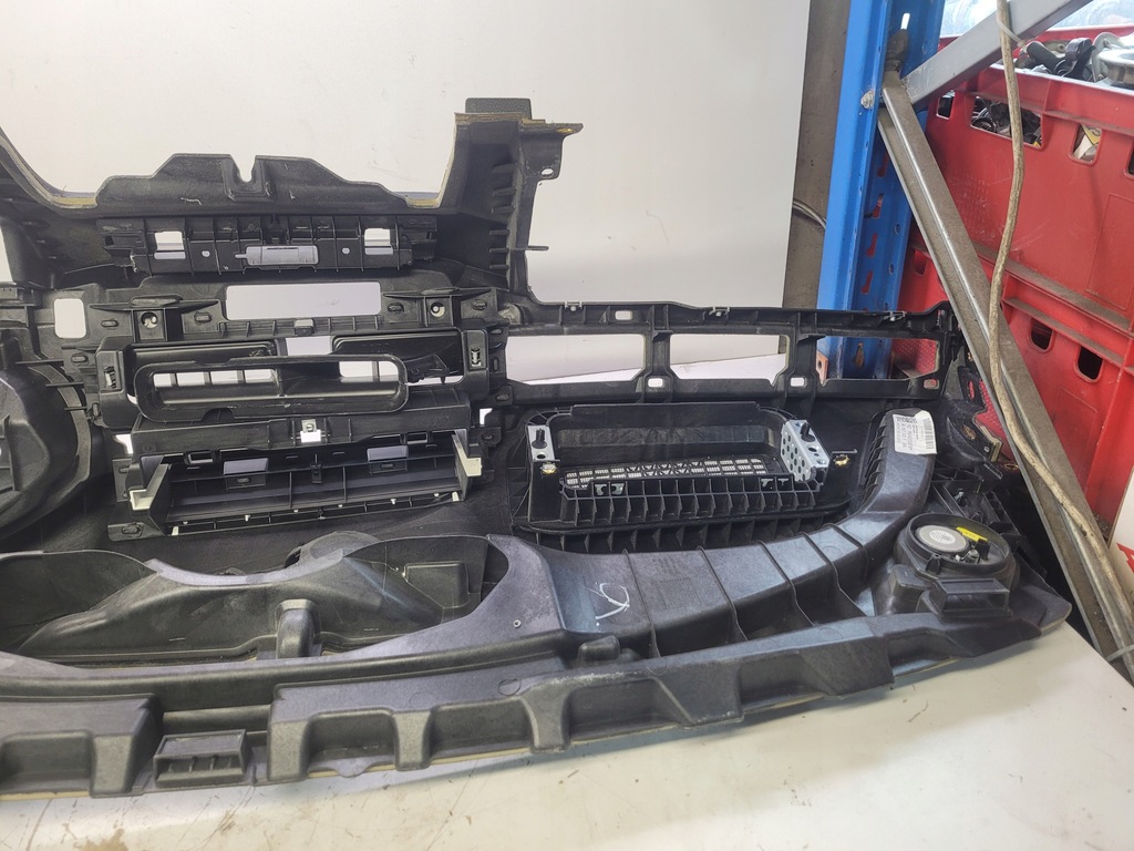 фото №11, Панель приладів панель приладів консоль audi a4 b9 8w1857001f eu