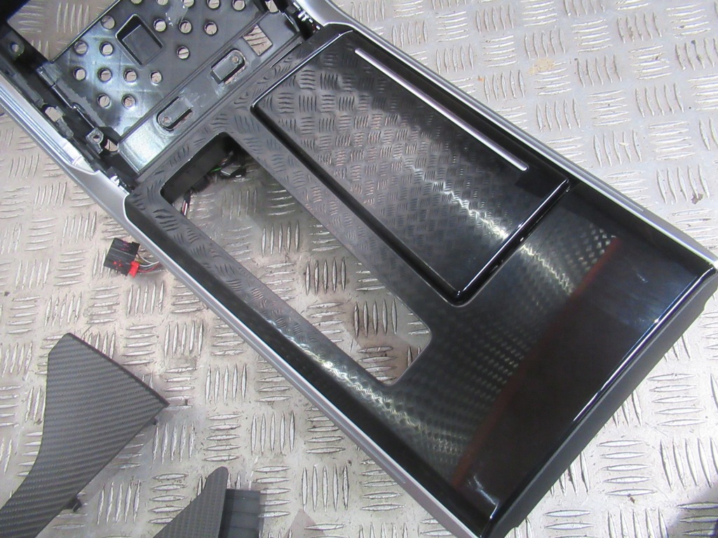 фото №16, Audi rs6 4k накладки декоративные декоры карбон d305