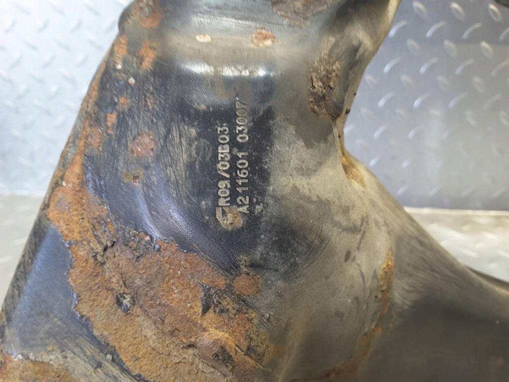 Купить Подрамник передние mercedes-benz e w211 a21160103007