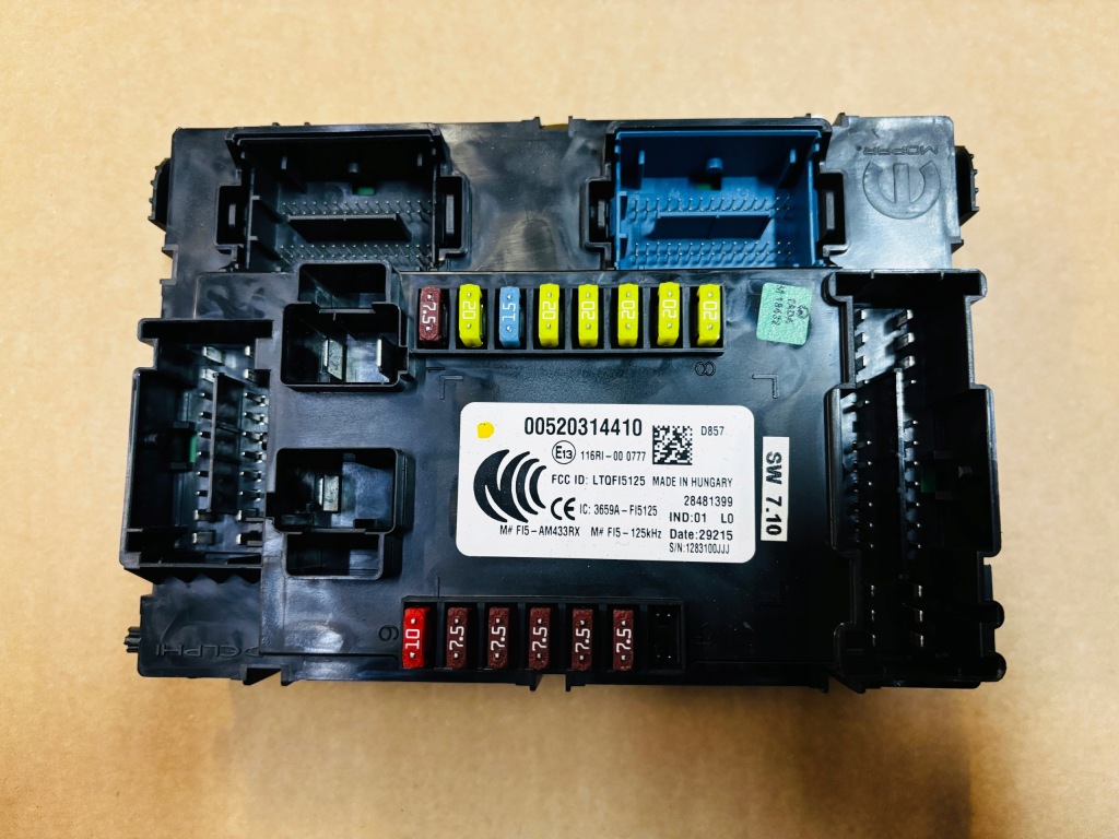 фото №1, Fiat 500x 15r. коробка запобіжників 00520314410