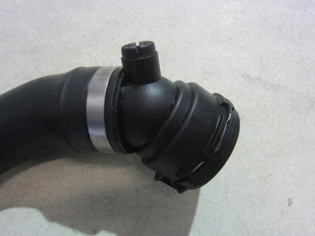 Bmw x3 f25 n20 f26 шланг воды труба пабтрубок  7601856 Цена