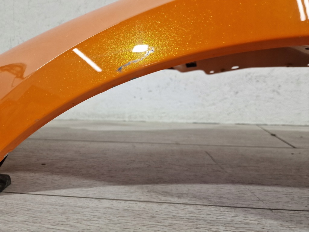 фото №8, Mclaren 570s правий передній крила
