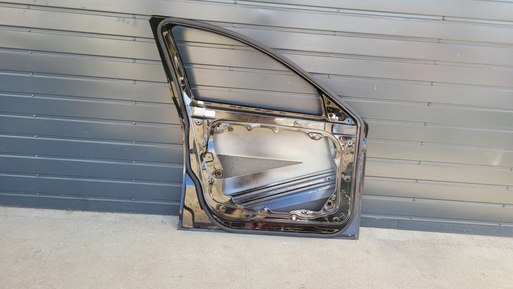 Alfa romeo giuletta ліве дверей перед передні в гарному стані Київ