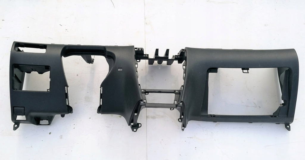 фото №1, Приборная панель приборная панель corolla e12 часть нижняя